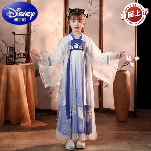 春风拂面，仙气满满——女童汉服轻盈出行记录